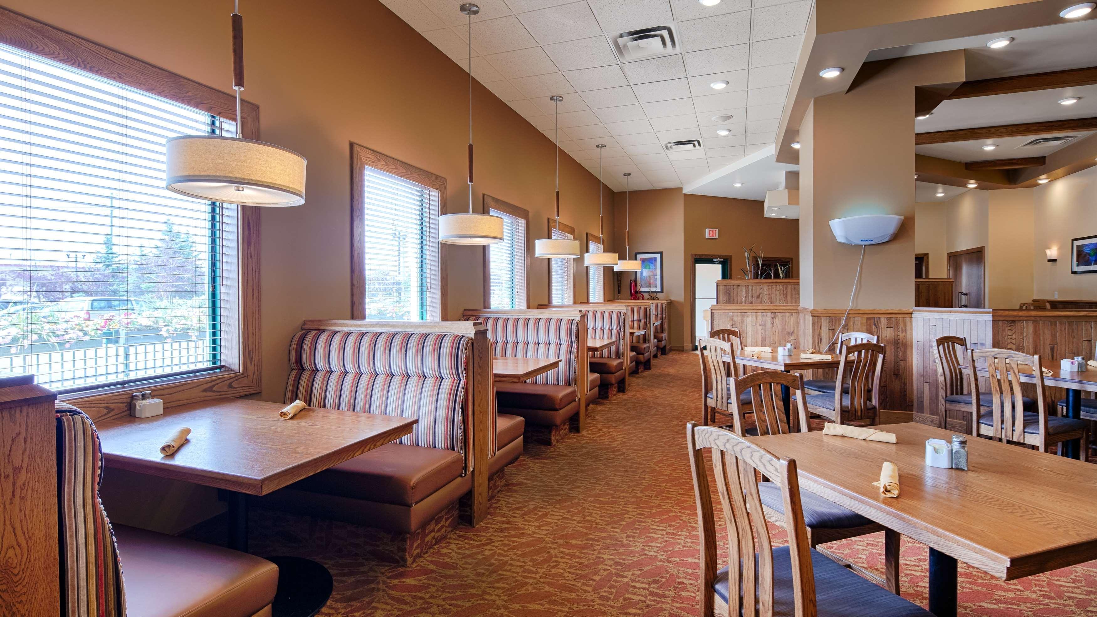 Best Western Plus Winnipeg Airport Hotel Exterior foto