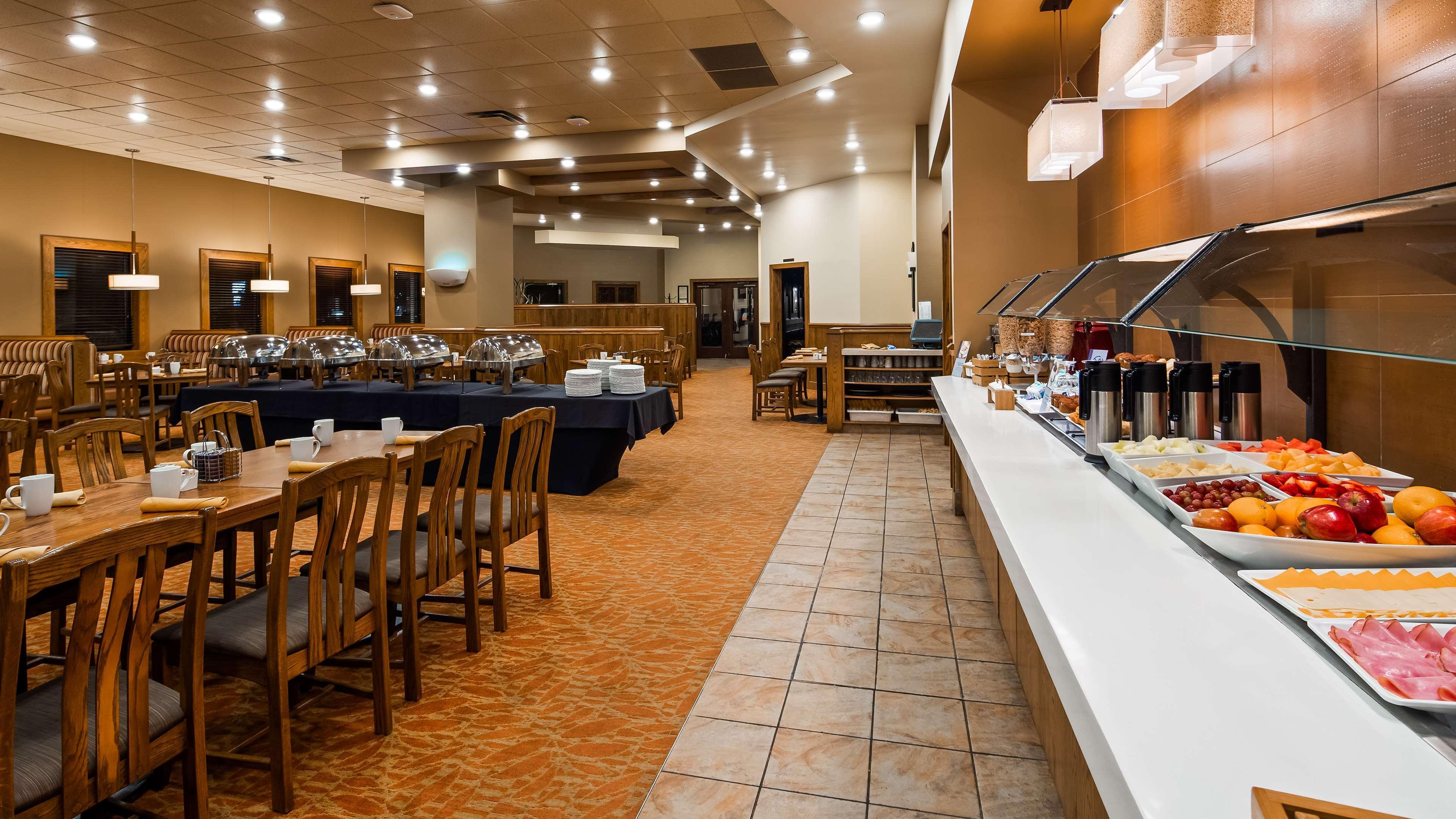 Best Western Plus Winnipeg Airport Hotel Exterior foto