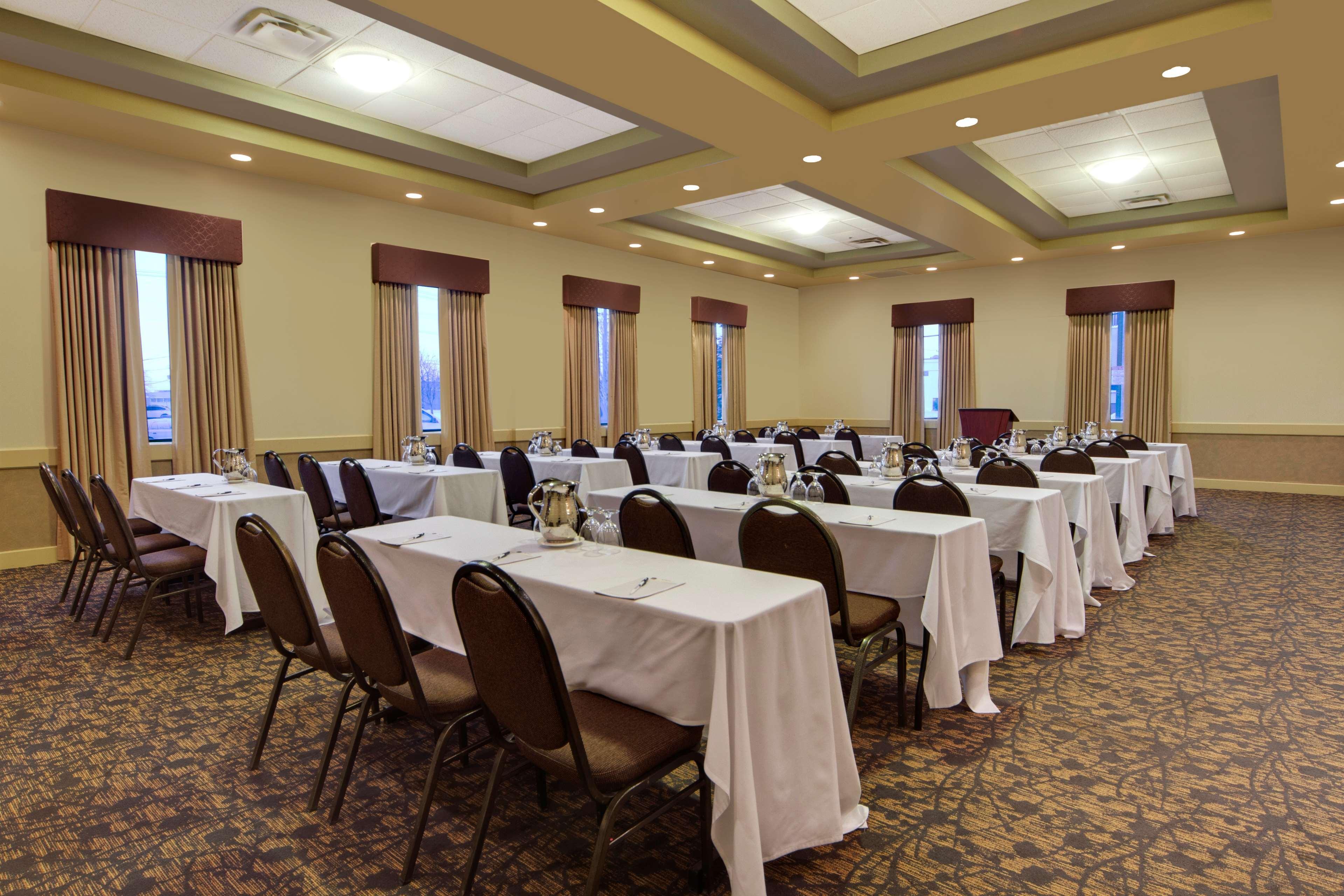 Best Western Plus Winnipeg Airport Hotel Exterior foto