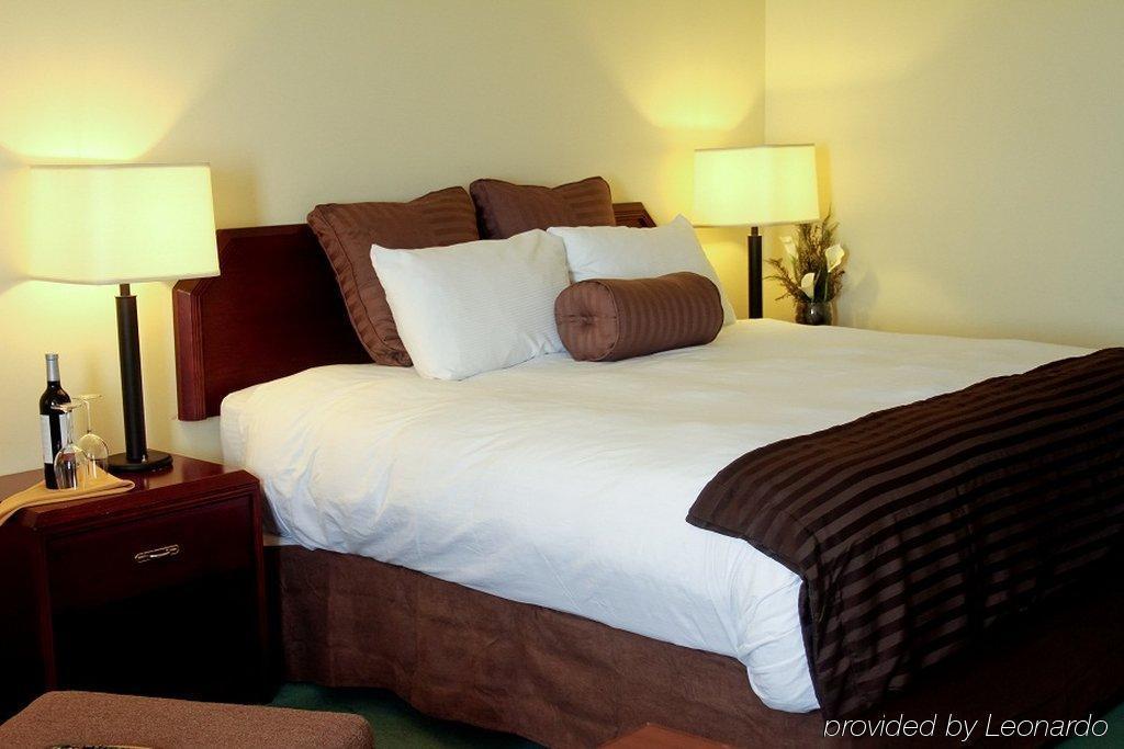 Best Western Plus Winnipeg Airport Hotel Exterior foto